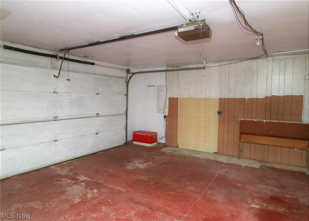 43390 Russia Road Elyria, OH 44035 - Photo 13 of 26 Gallery Image 13