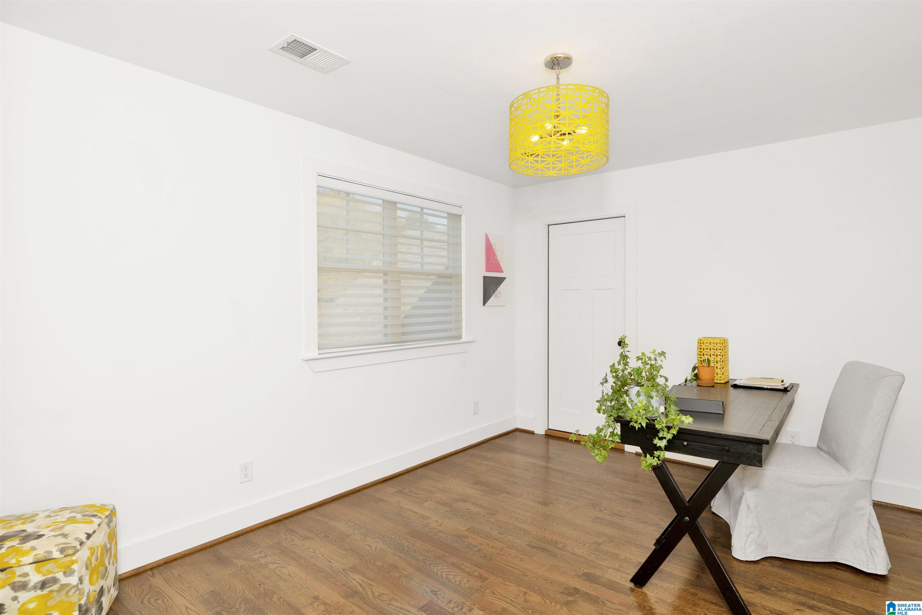 909 Oak Grove Road Birmingham, AL 35209 - Photo 22 of 38 Gallery Image 22