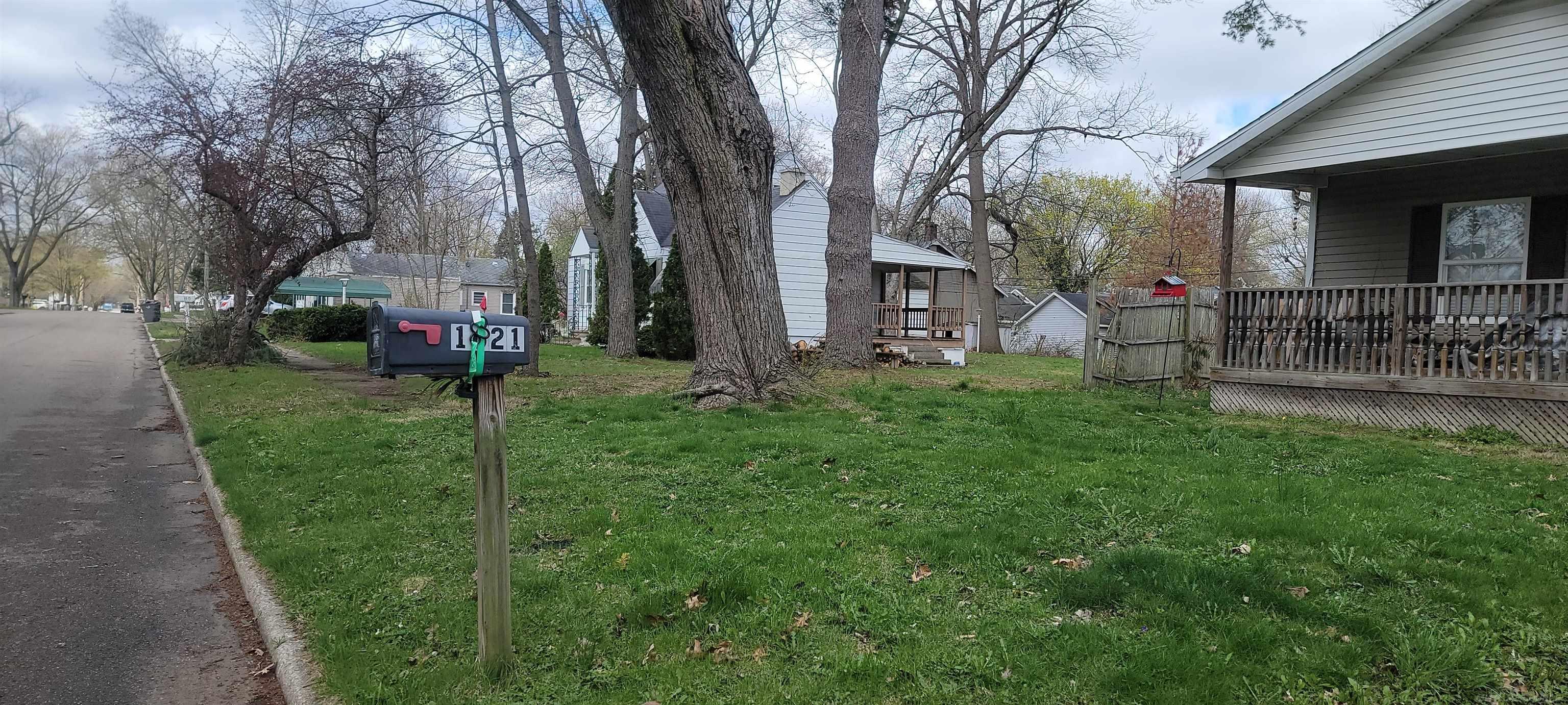 1621 Maple Street Niles, MI 49120 - Photo 1 of 32