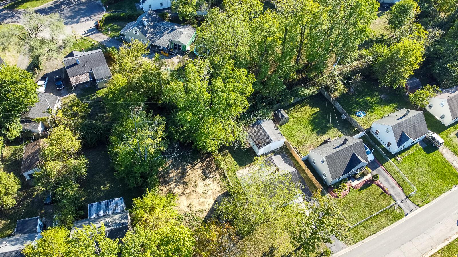 2393 Lindale Road Columbus, OH 43224 - Photo 33 of 42 2393 Lindale-33