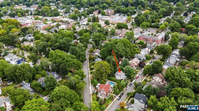 $650,000 | 115 High Street, Leonia, NJ 07605