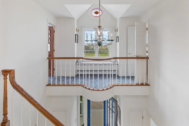 $1,325,000 | 302 Ledge Hill Drive, Georgia, VT 05478