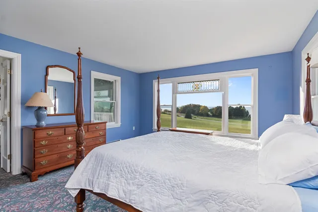 $1,325,000 | 302 Ledge Hill Drive, Georgia, VT 05478