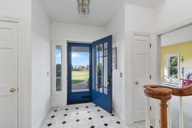 $1,325,000 | 302 Ledge Hill Drive, Georgia, VT 05478