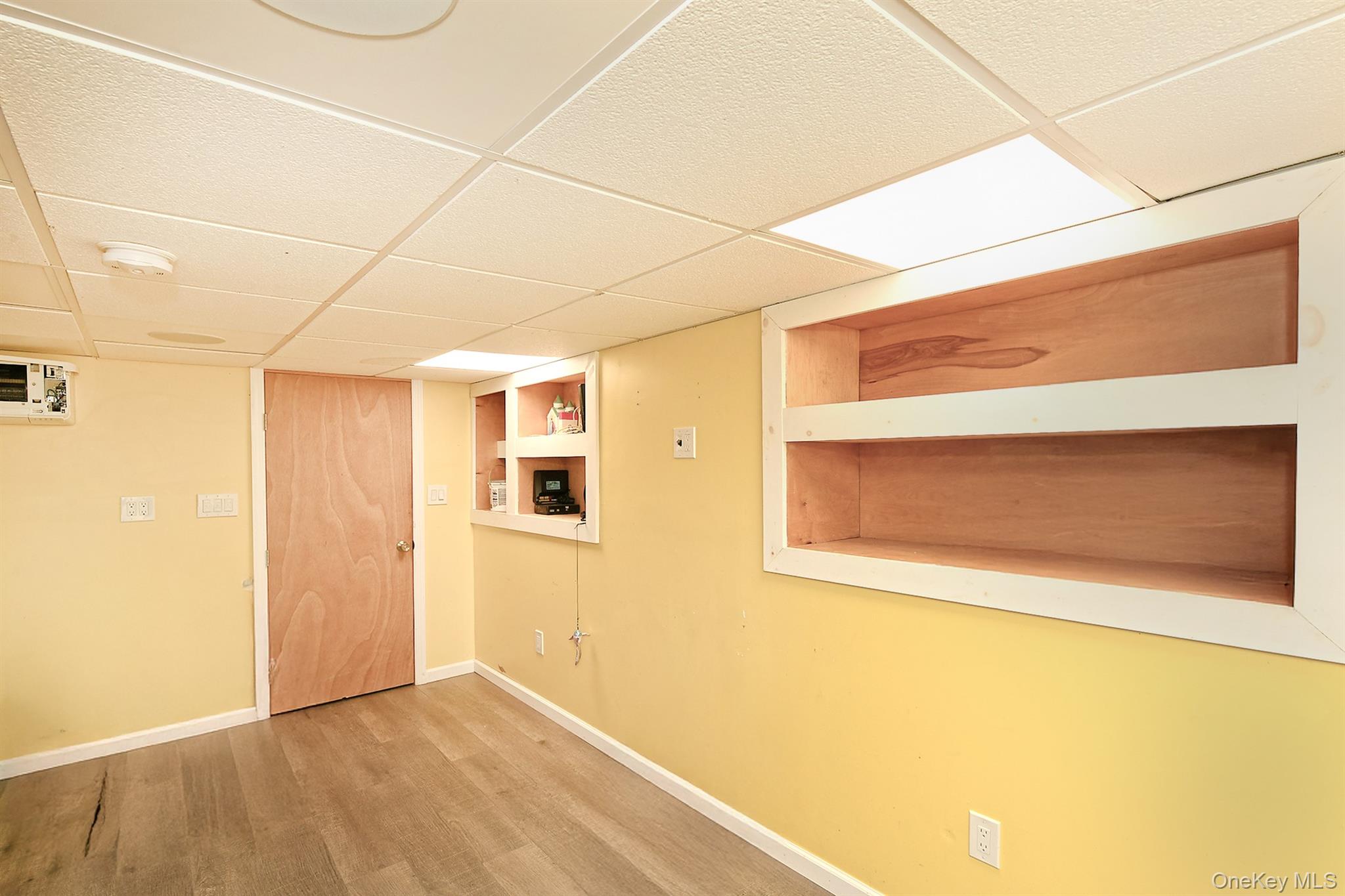 33 Robin Road Rocky Point, NY 11778 - Photo 13 of 16 Bonus Room