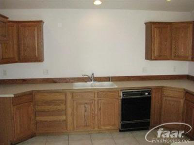 7418 Farrand Road Clio, MI 48420 - Photo 5 of 18 20217005-4.JPG