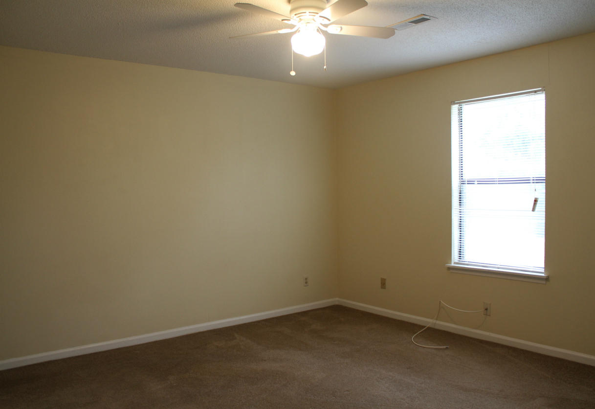 108 Peach Road Goose Creek, SC 29445 - Photo 6 of 18 108APeach6