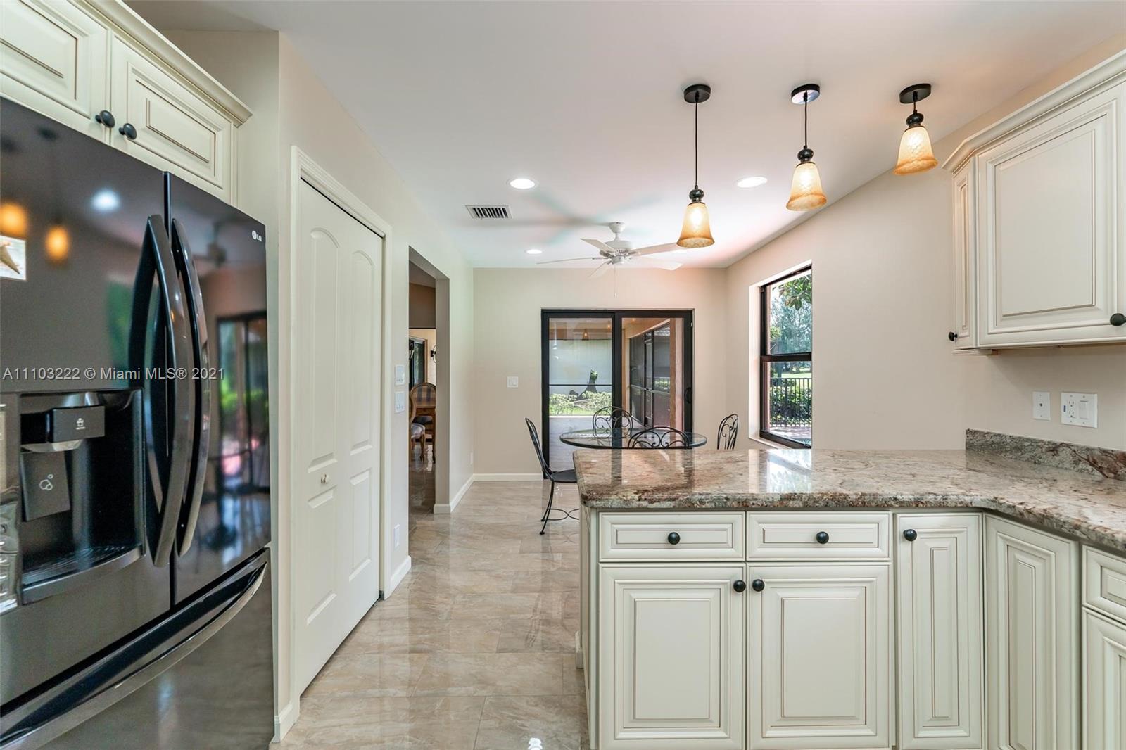 10104 Canoe Brook Circle Boca Raton, FL 33498 - Photo 4 of 17 Gallery Image 4