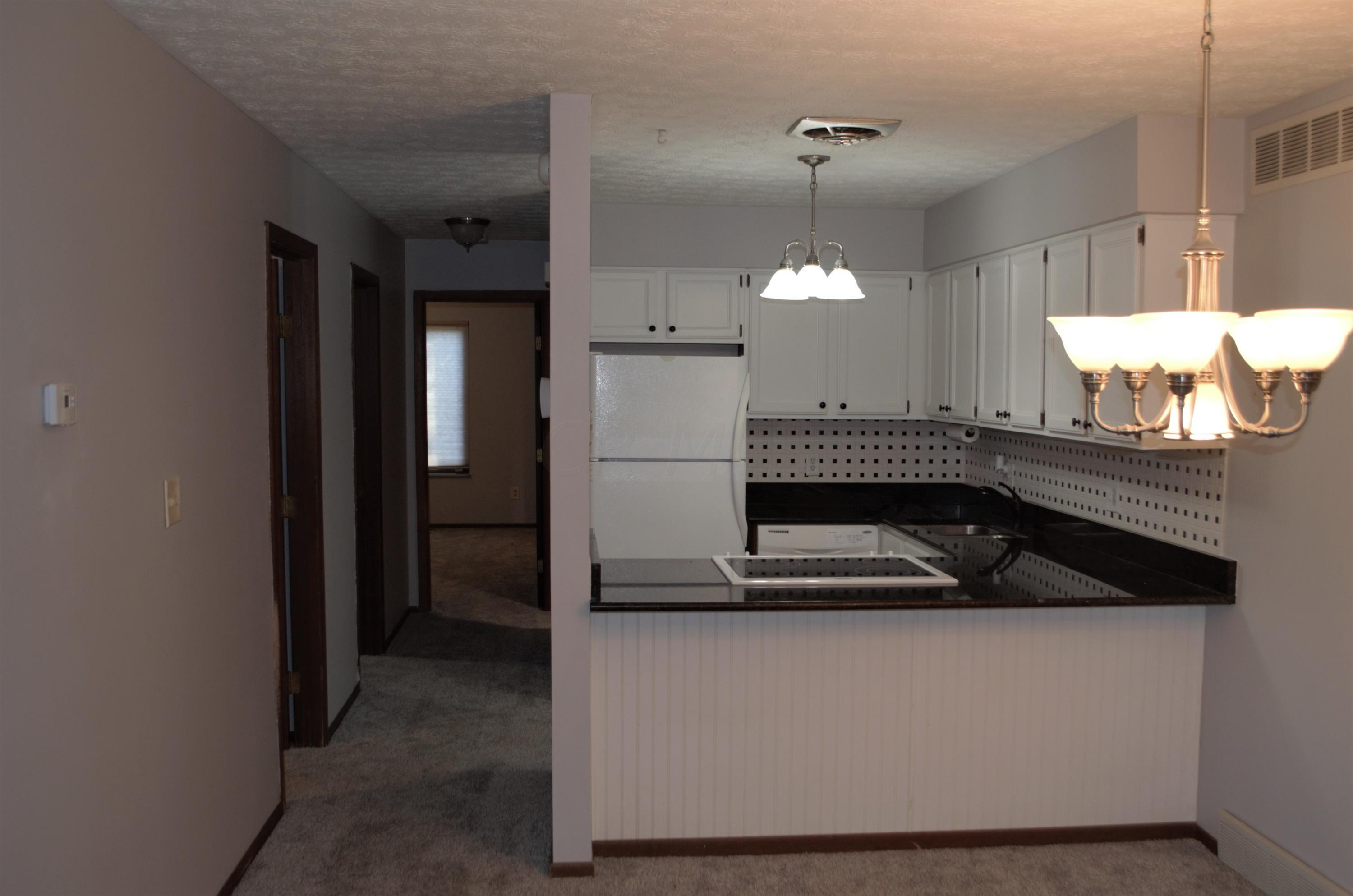 1300 Yorkland Road Columbus, OH 43232 - Photo 12 of 33
