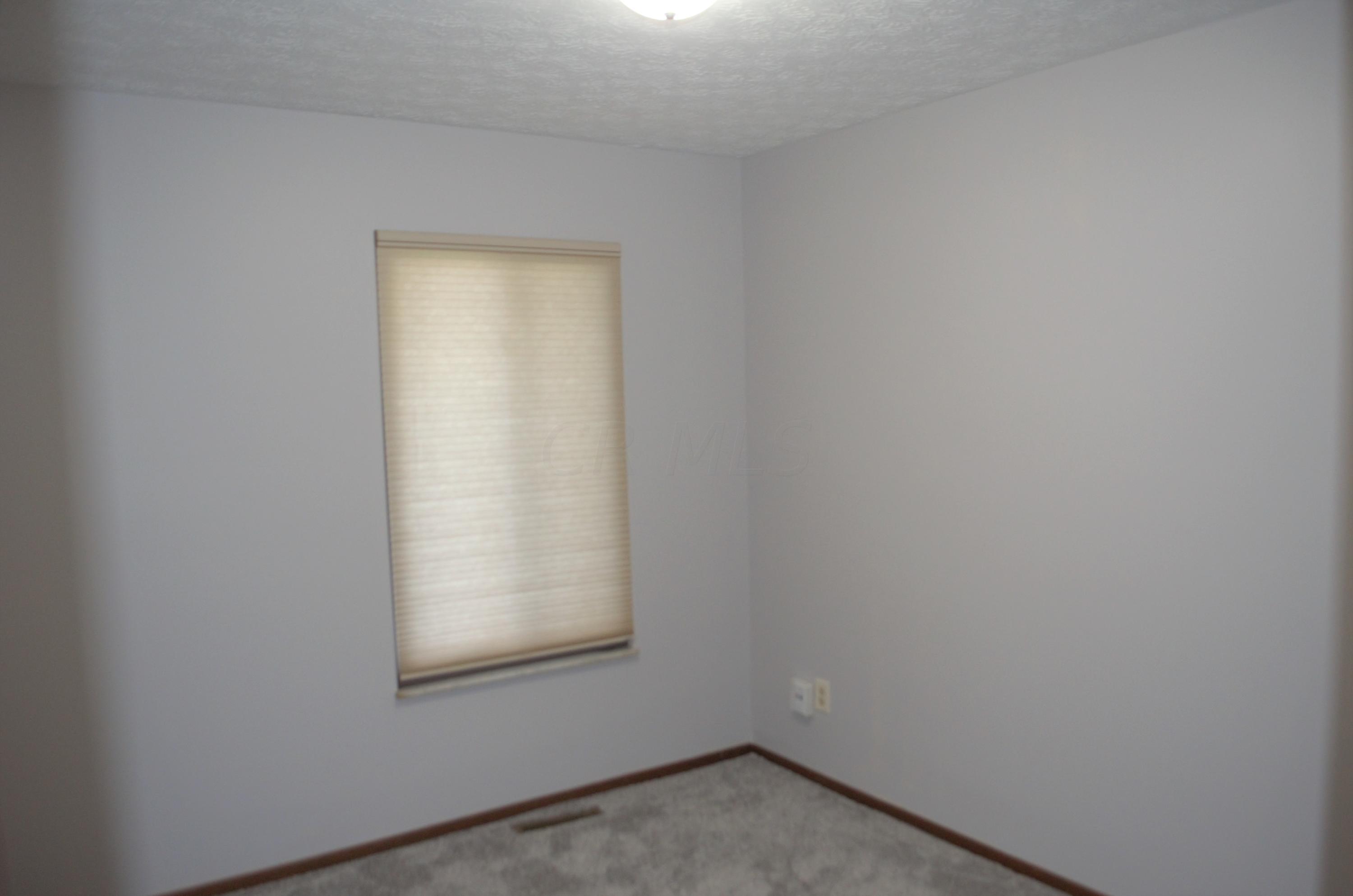 1300 Yorkland Road Columbus, OH 43232 - Photo 19 of 33