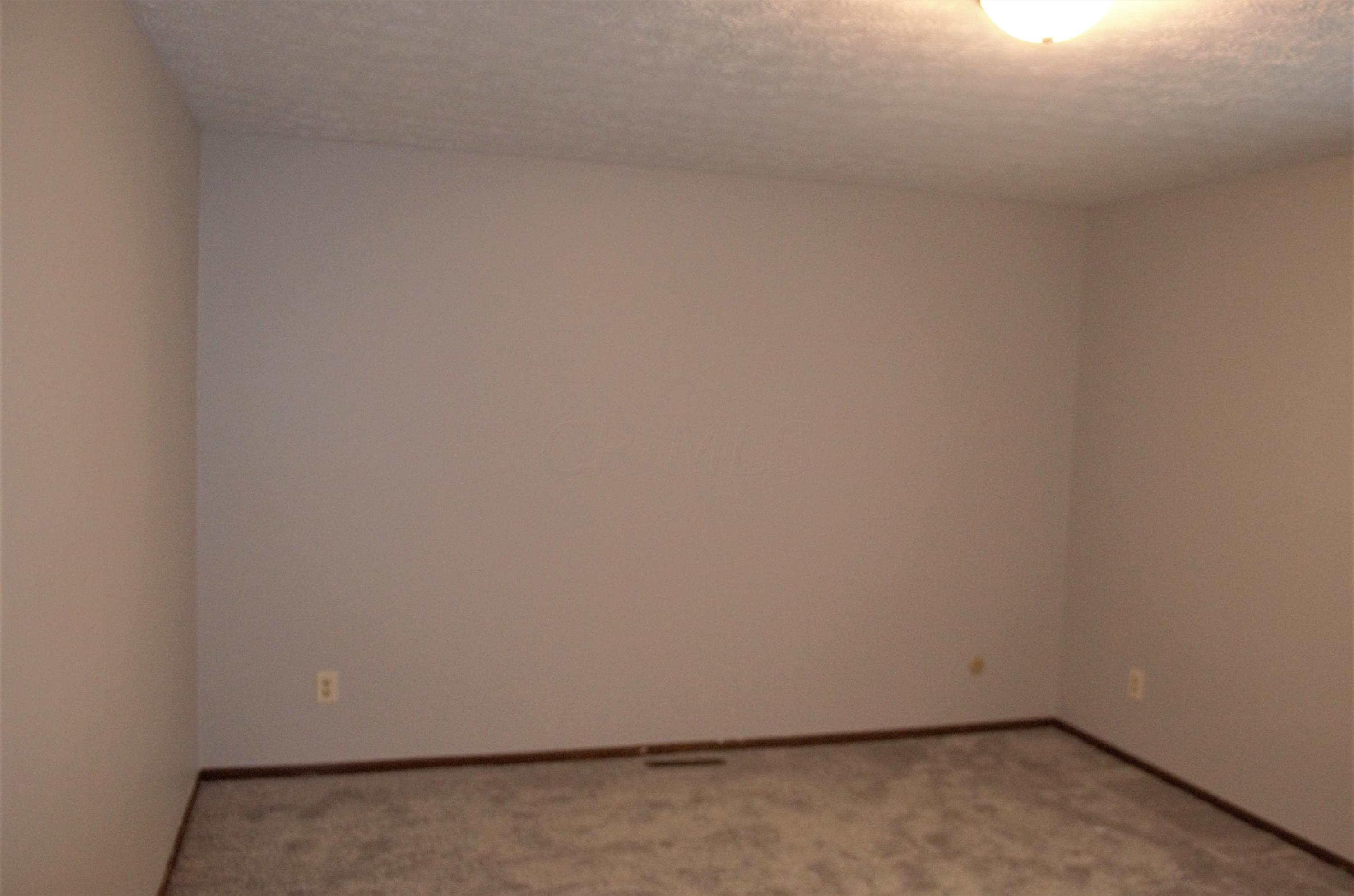 1300 Yorkland Road Columbus, OH 43232 - Photo 20 of 33