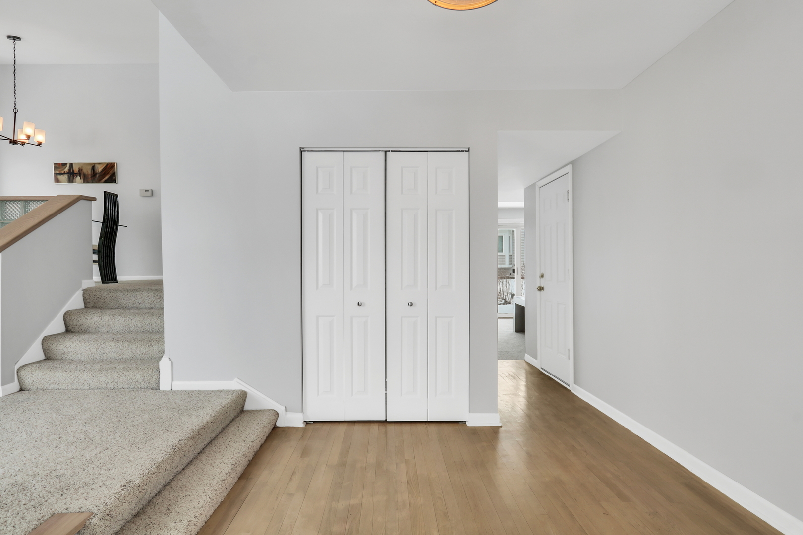 1234 Devonshire Road Buffalo Grove, IL 60089 - Photo 2 of 39