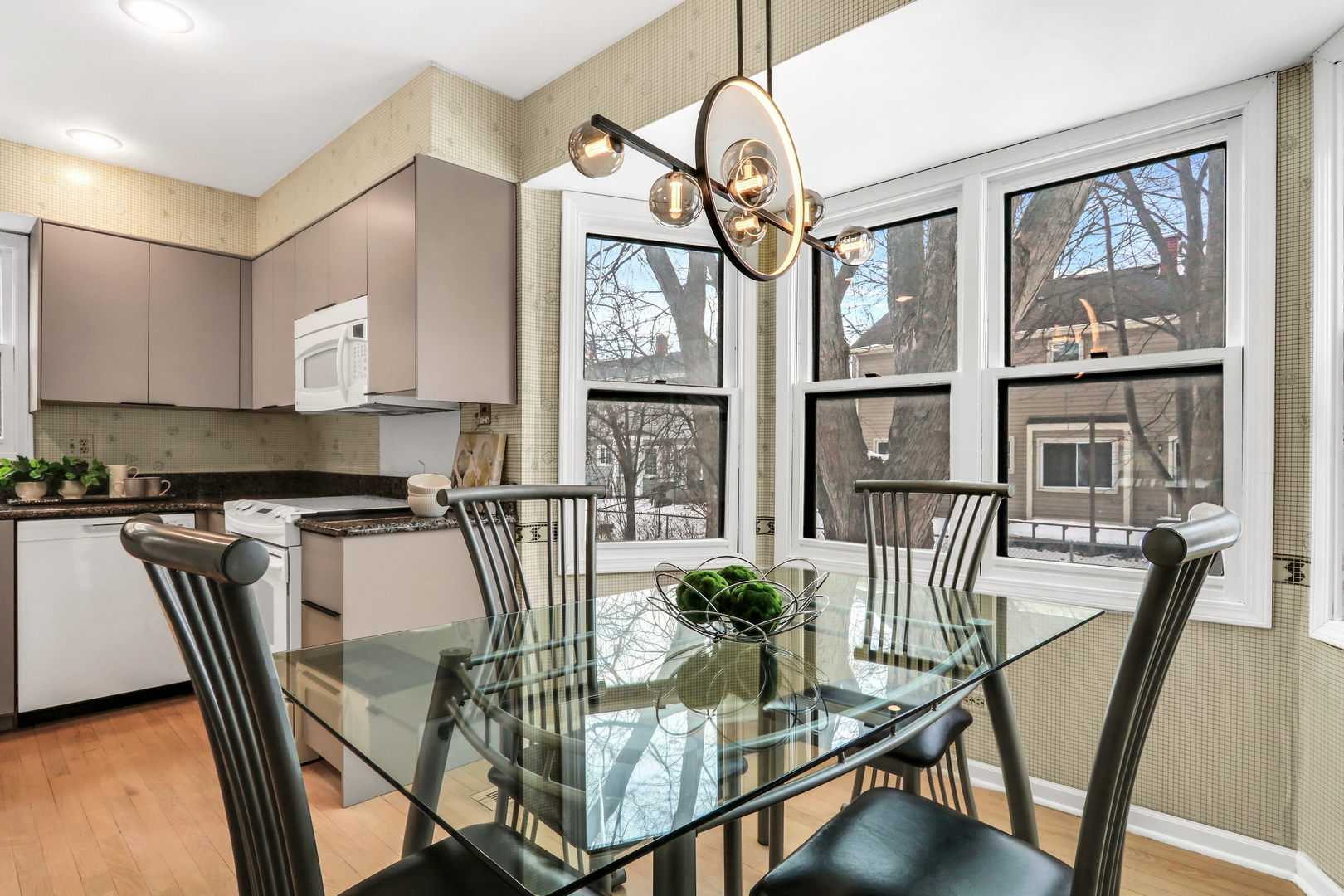 1234 Devonshire Road Buffalo Grove, IL 60089 - Photo 9 of 39