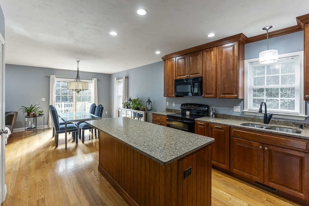 6 Priscilla Road Duxbury, MA 02332 - Photo 8 of 22 Gallery Image 8