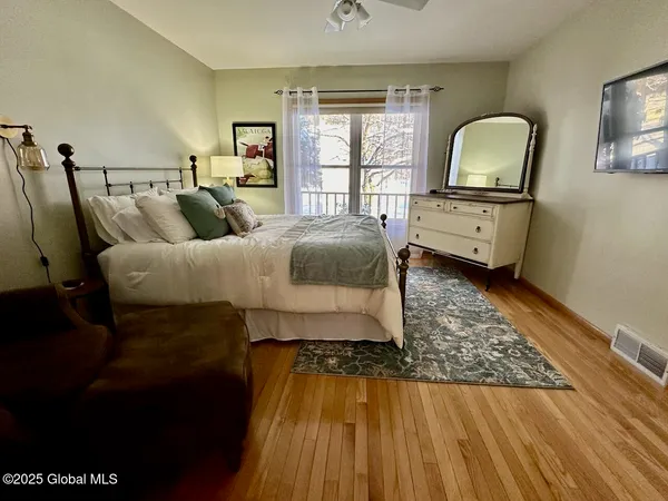 $2,700 | 1 Inlander Road, Saratoga Springs, NY 12866