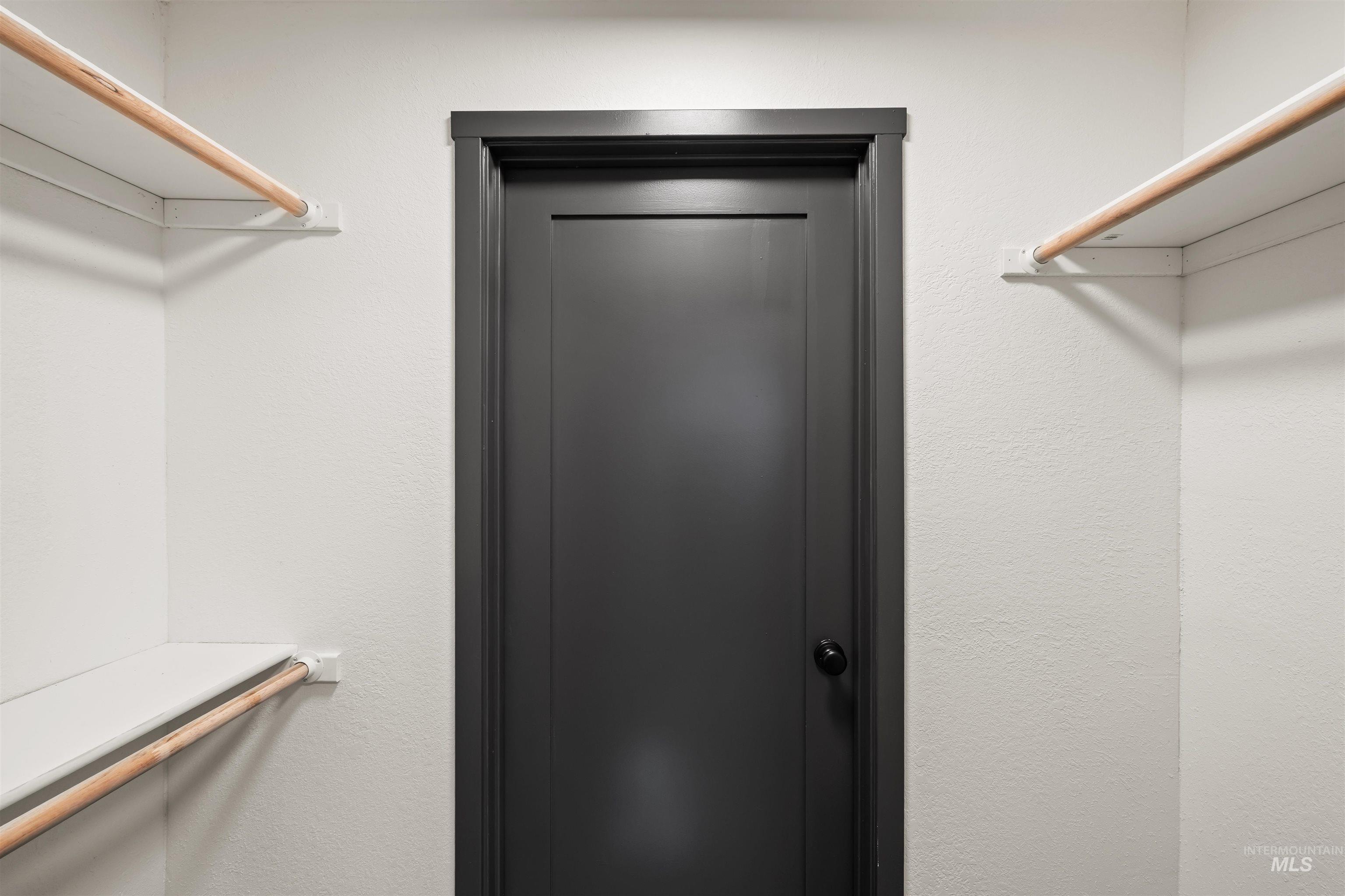 3154 South McCormick Way Boise, ID 83709 - Photo 29 of 50 View of walk in closet