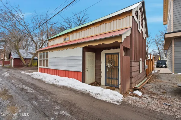 $950,000 | 417 Pine Street, Sandpoint, ID 83864