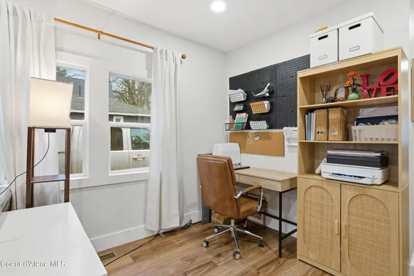 $950,000 | 417 Pine Street, Sandpoint, ID 83864