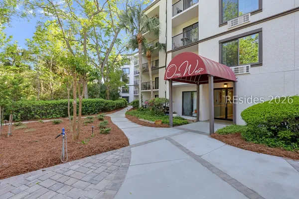 $560,000 | 10 Lemoyne Avenue, Unit 103, Hilton Head Island, SC 29928