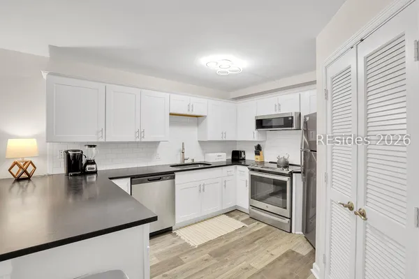 $560,000 | 10 Lemoyne Avenue, Unit 103, Hilton Head Island, SC 29928