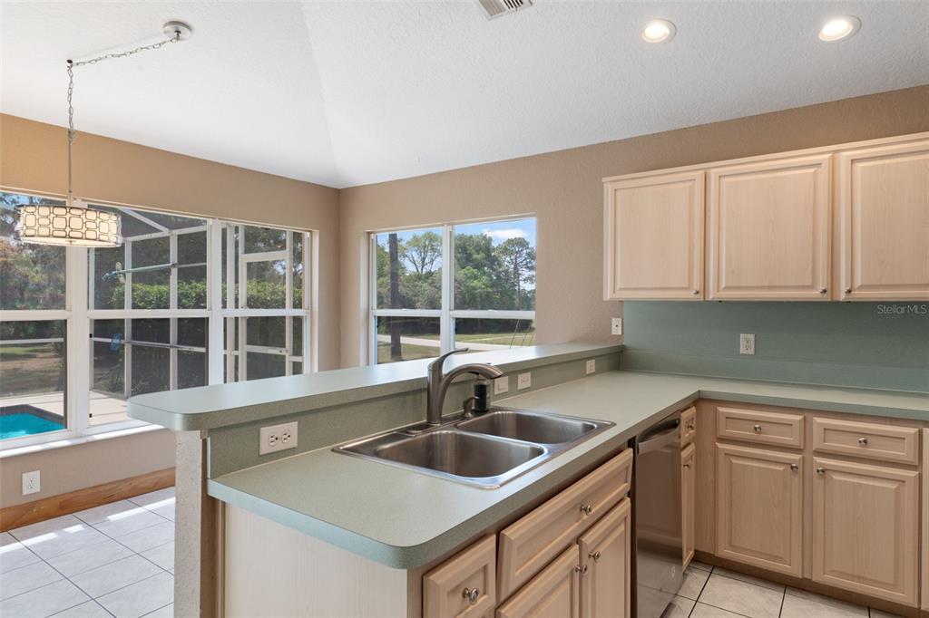 5276 Slater Road Spring Hill, FL 34608 - Photo 15 of 50