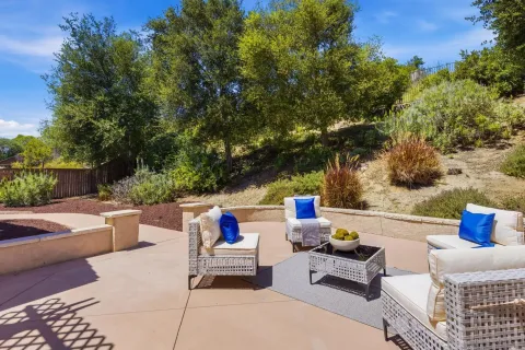 $935,000 | 5414 Toucanet Court, Oceanside, CA 92057