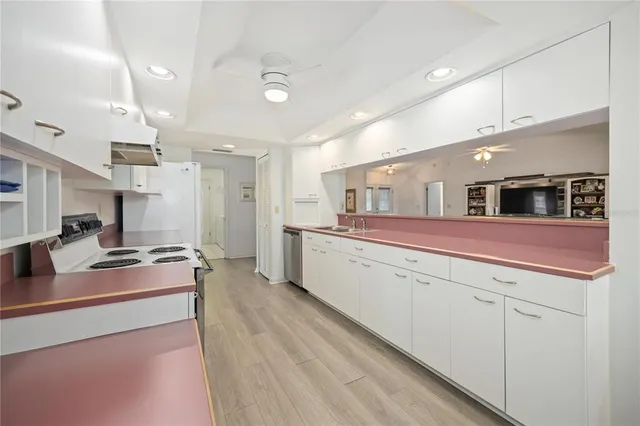 $405,000 | 2926 Meadowood Lane, Sebring, FL 33875