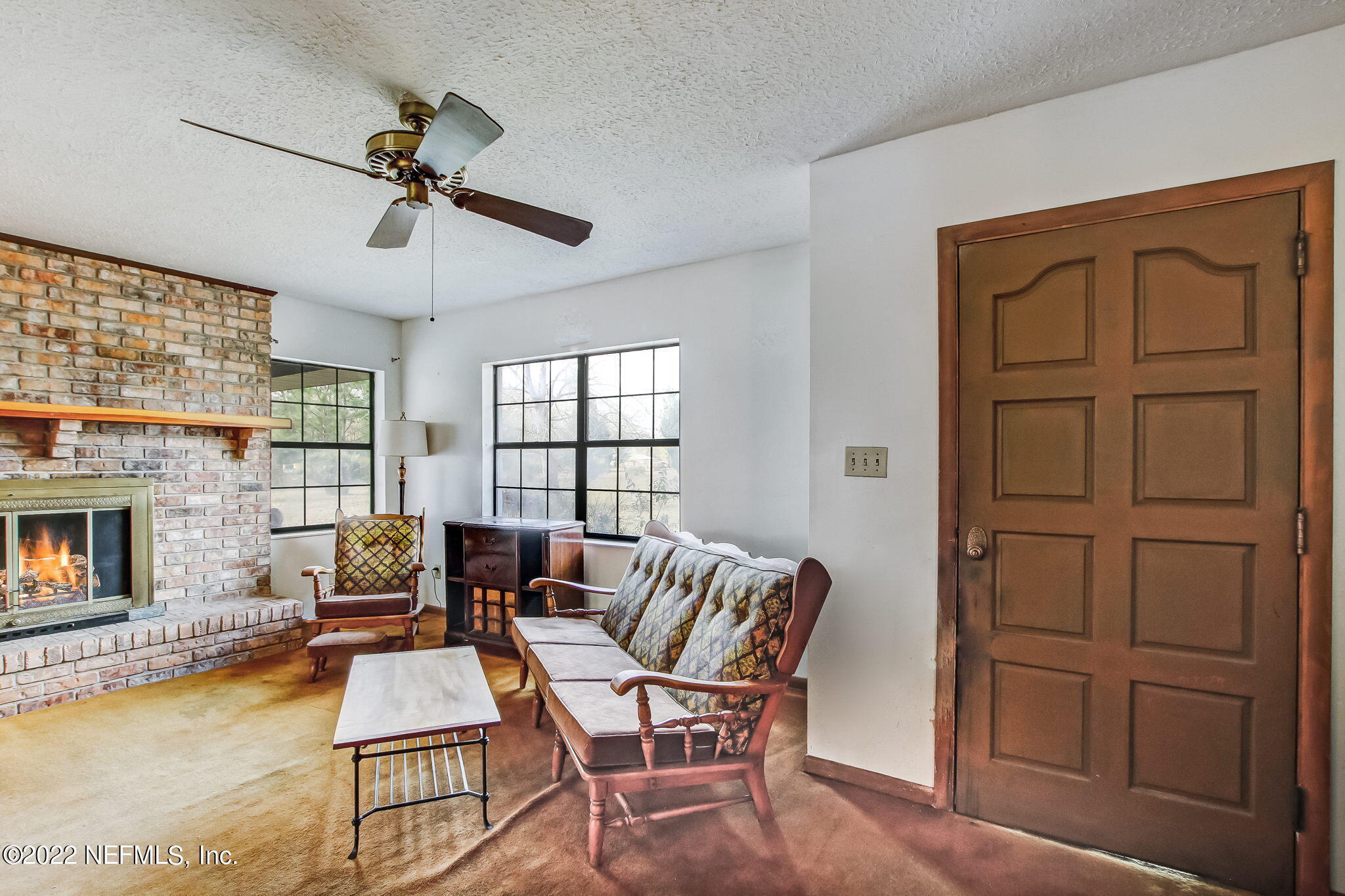 5665 Maverick Road Middleburg, FL 32068 - Photo 37 of 46 Living Room