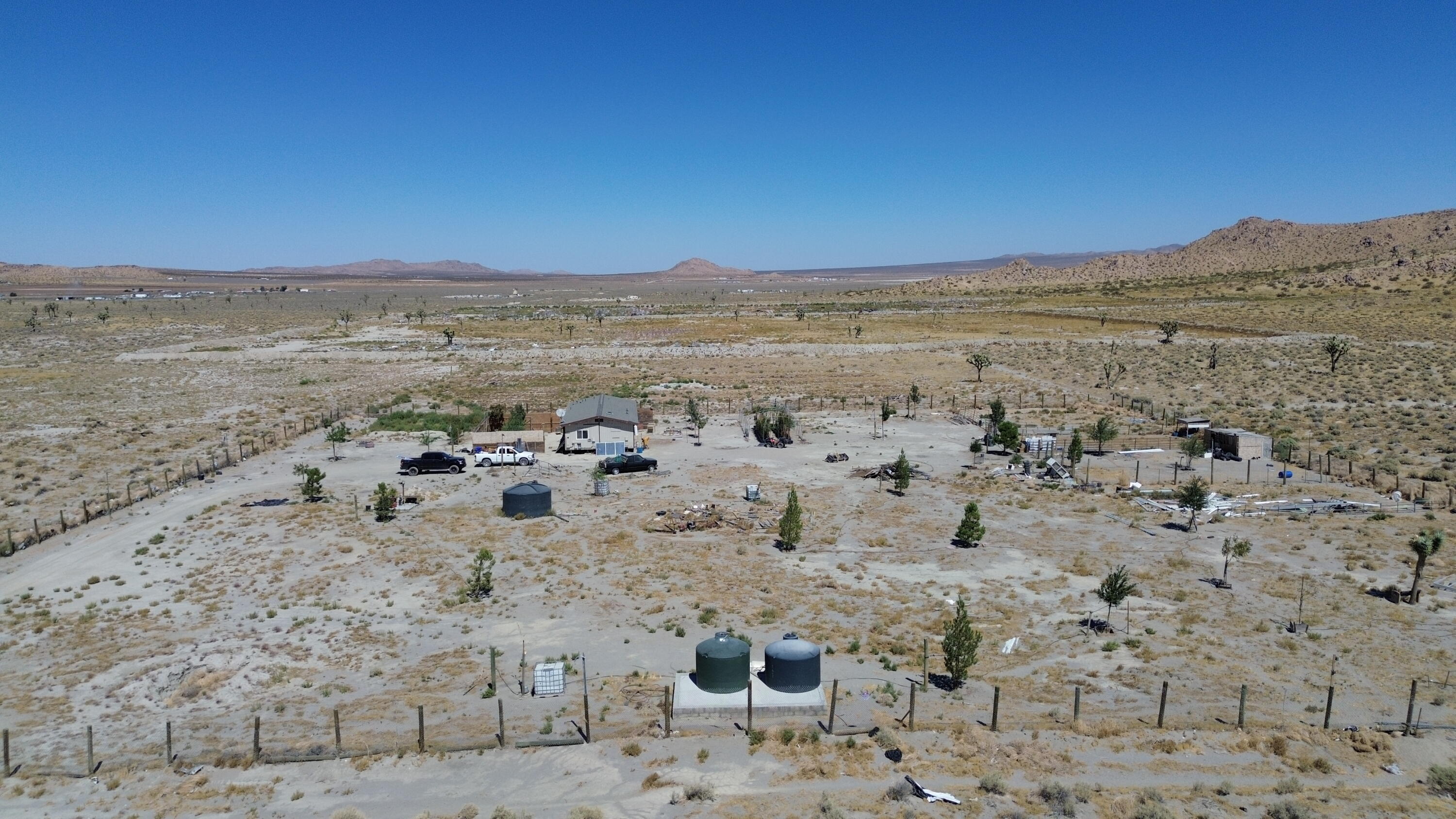 20025 Chamisal Street Adelanto, CA 92301 - Photo 35 of 46 a view of lake and mountain