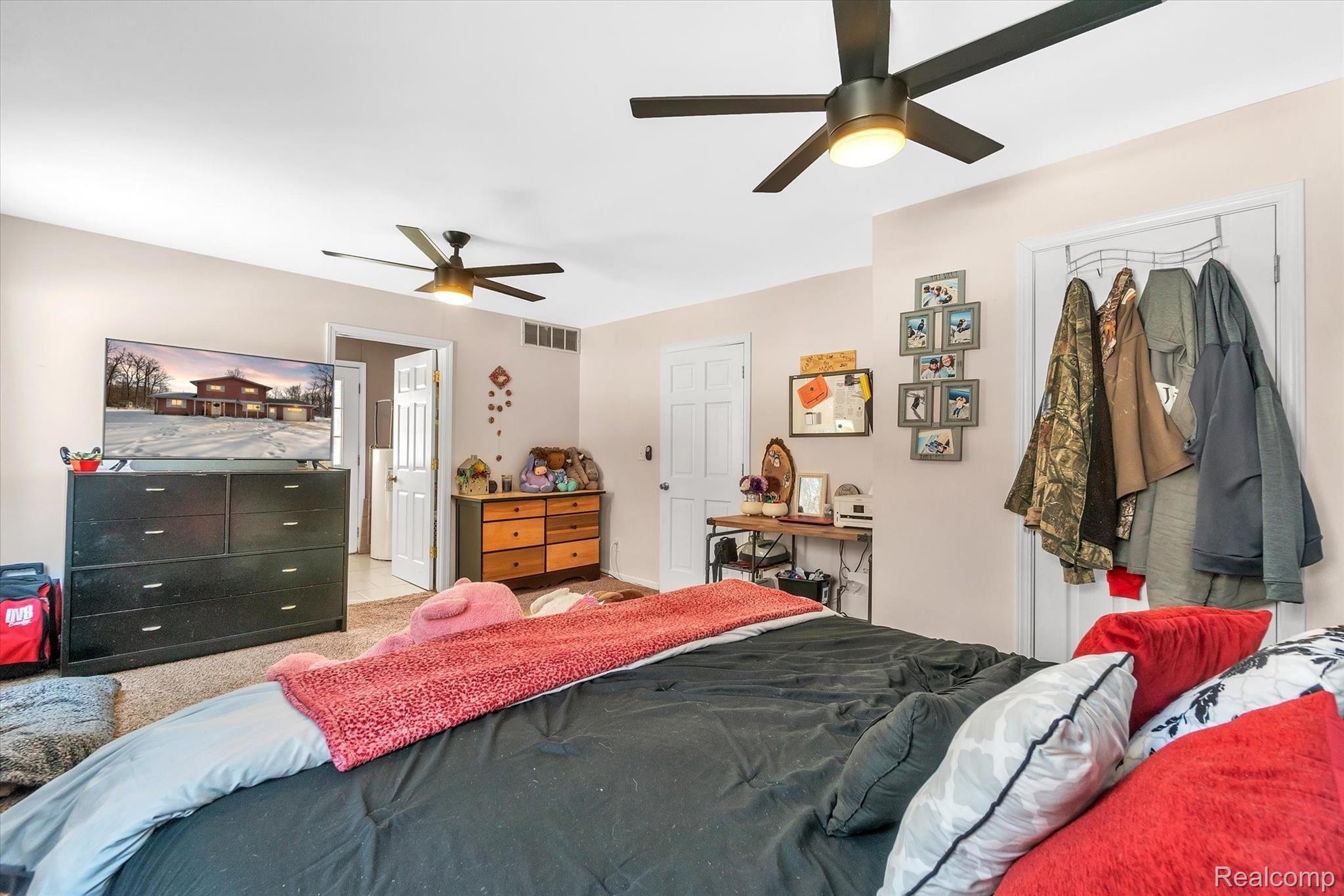 14490 Duffield Road Montrose, MI 48457 - Photo 15 of 43 17-14490-Duffield-Rd-WindowStill-Real-Estate-Photography-17.jpg