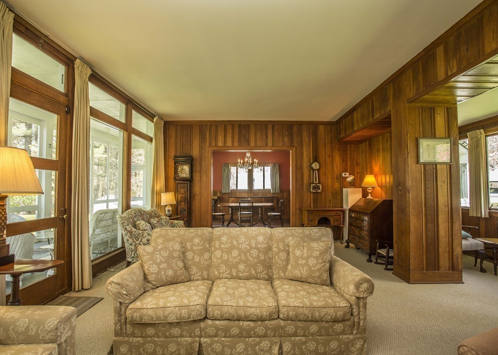 121 Farm Street Dover, MA 02030 - Photo 11 of 22