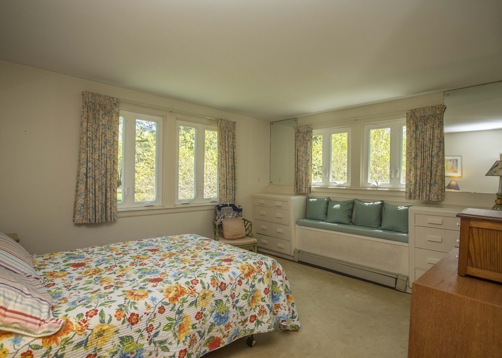 121 Farm Street Dover, MA 02030 - Photo 17 of 22