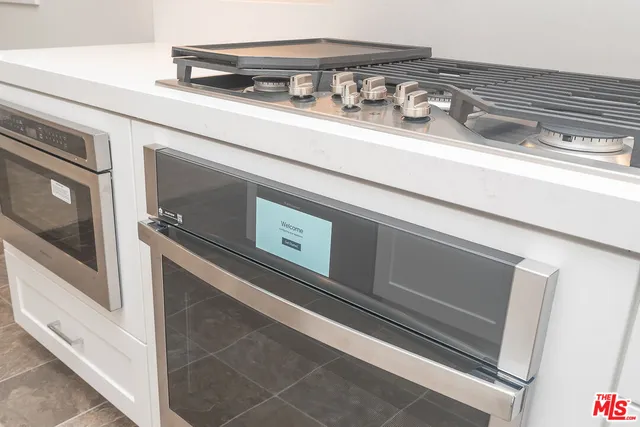 a close view of stove