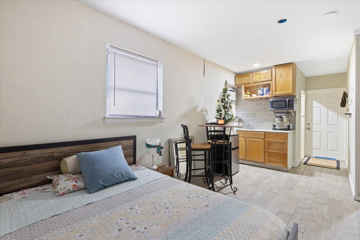 7202 Donlon Road Fort Pierce, FL 34951 - Photo 19 of 33 08-0B2A1899