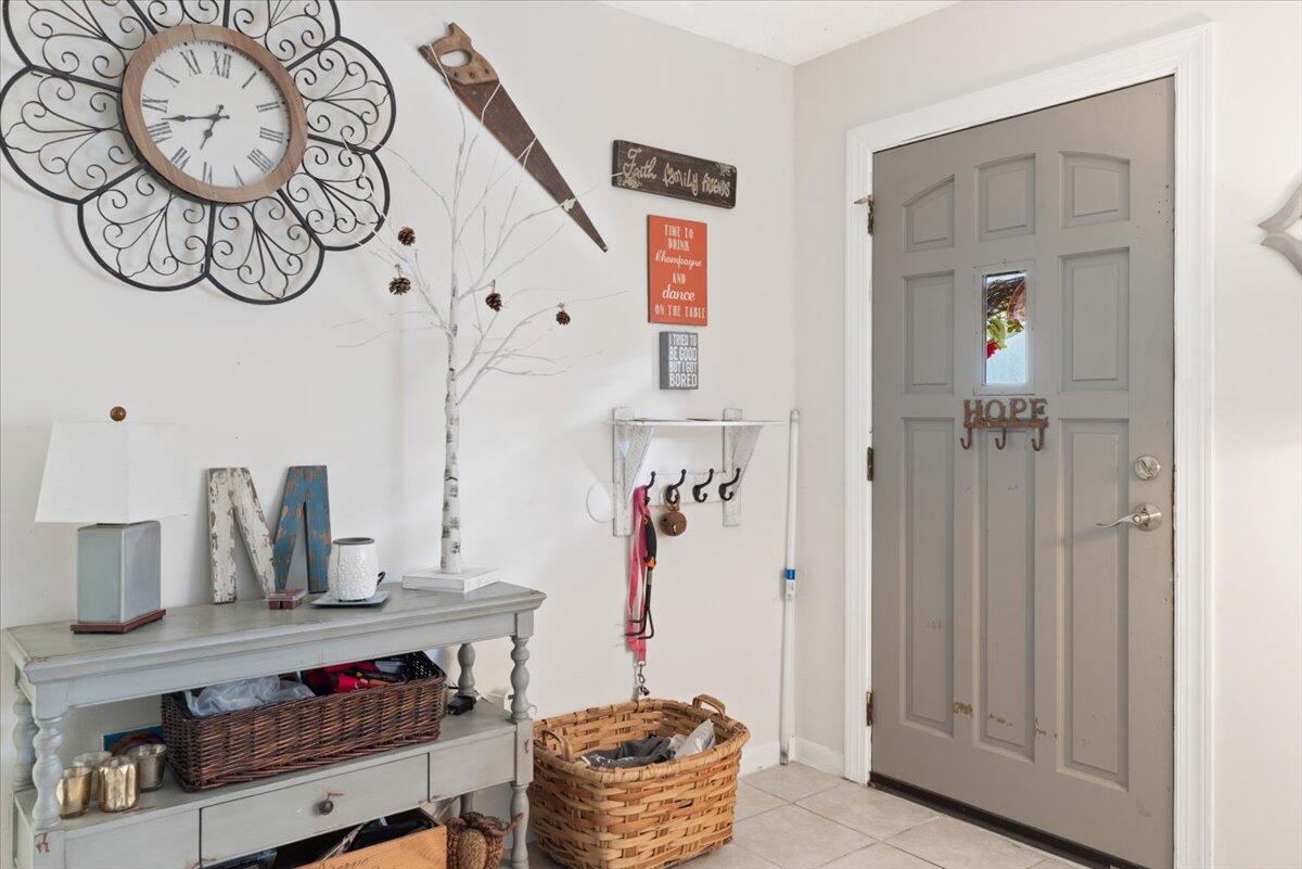 7202 Donlon Road Fort Pierce, FL 34951 - Photo 3 of 33 16-0B2A2009