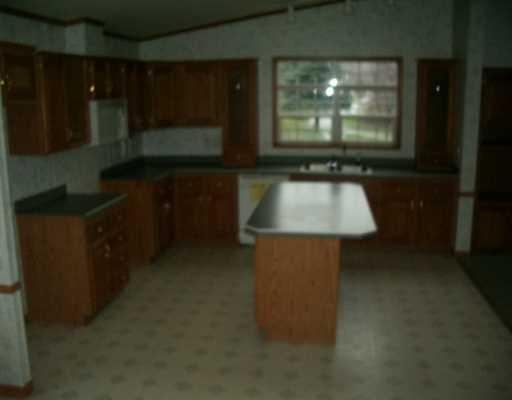 45 McChain Road Finleyville, PA 15332 - Photo 2 of 8 Kitchen.