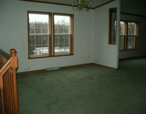 45 McChain Road Finleyville, PA 15332 - Photo 4 of 8 Dining Room.