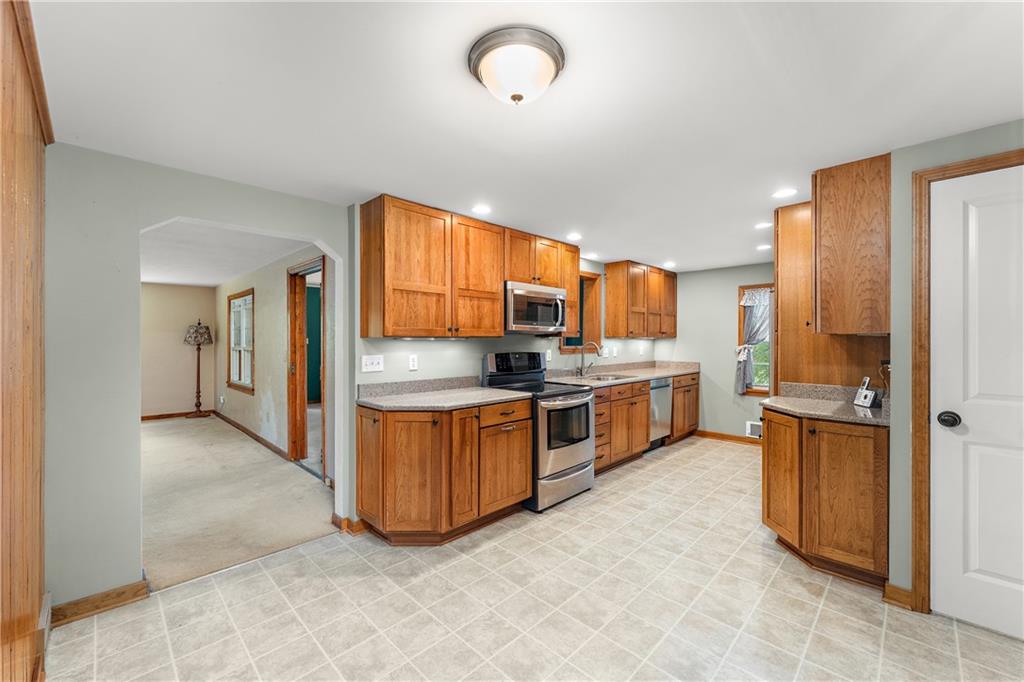 4792 Wexford Run Road Bradford Woods, PA 15015 - Photo 24 of 27 Updated kitchen