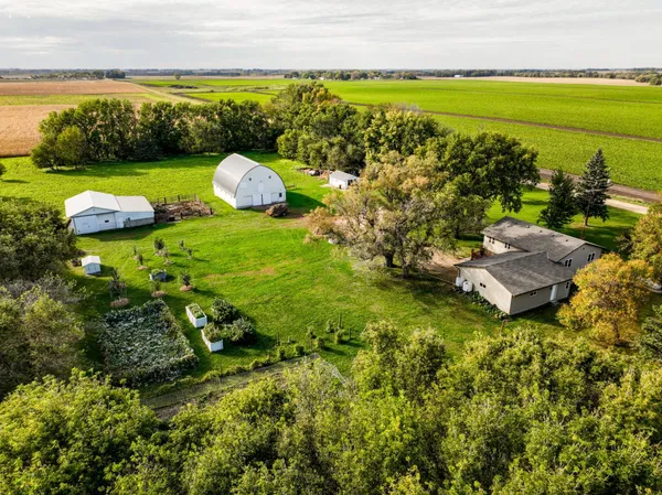 $435,000 | 8020 80th Street Northwest, Milan, MN 56262