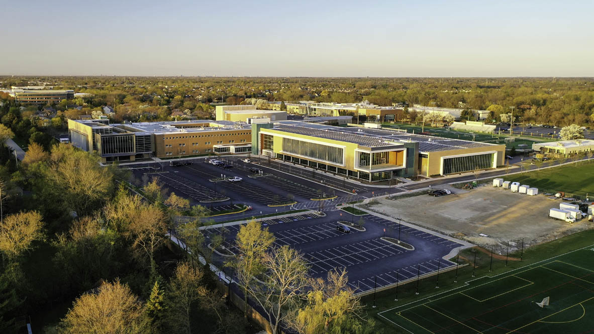 585 Yosemite Way Mundelein, IL 60060 - Photo 51 of 54 a view of a city