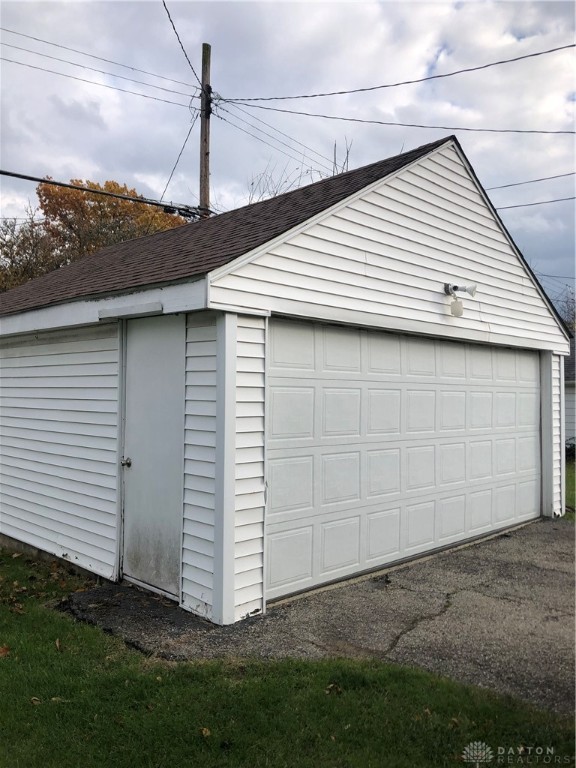 2454 Rugby Road Dayton, OH 45406 - Photo 4 of 17 Gallery Image 4