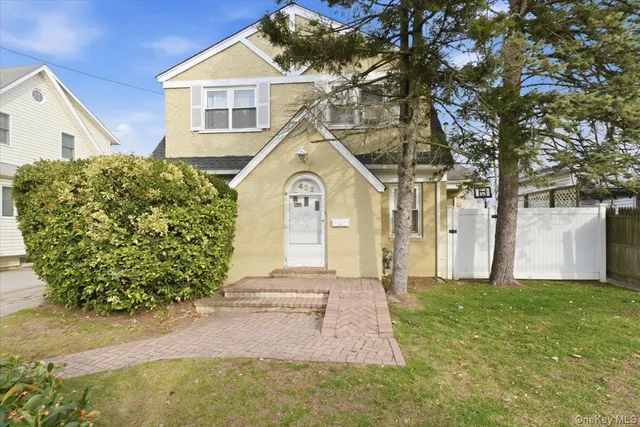 $1,349,000 | 422 Cedarhurst Avenue, Cedarhurst, NY 11516