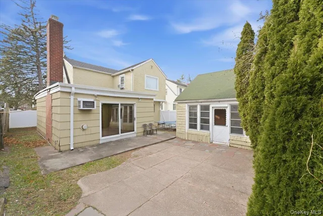 $1,349,000 | 422 Cedarhurst Avenue, Cedarhurst, NY 11516