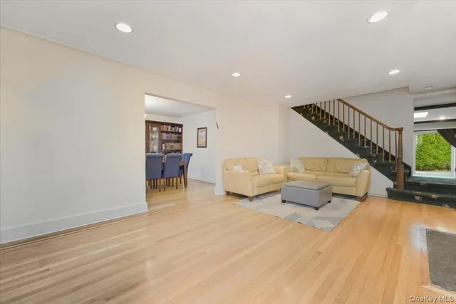 $1,349,000 | 422 Cedarhurst Avenue, Cedarhurst, NY 11516