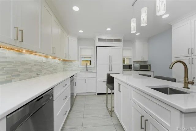 $1,349,000 | 422 Cedarhurst Avenue, Cedarhurst, NY 11516