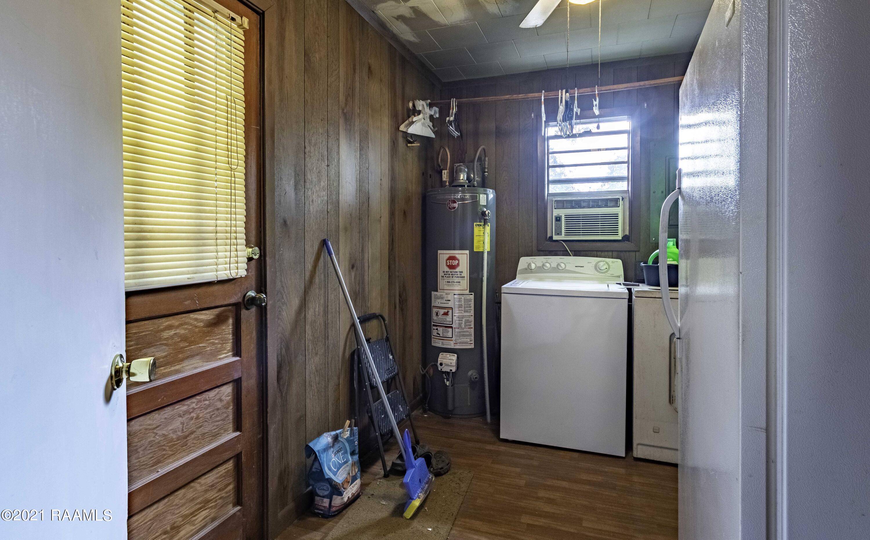 361 Buller Road Ville Platte, LA 70586 - Photo 29 of 33 Laundry 1