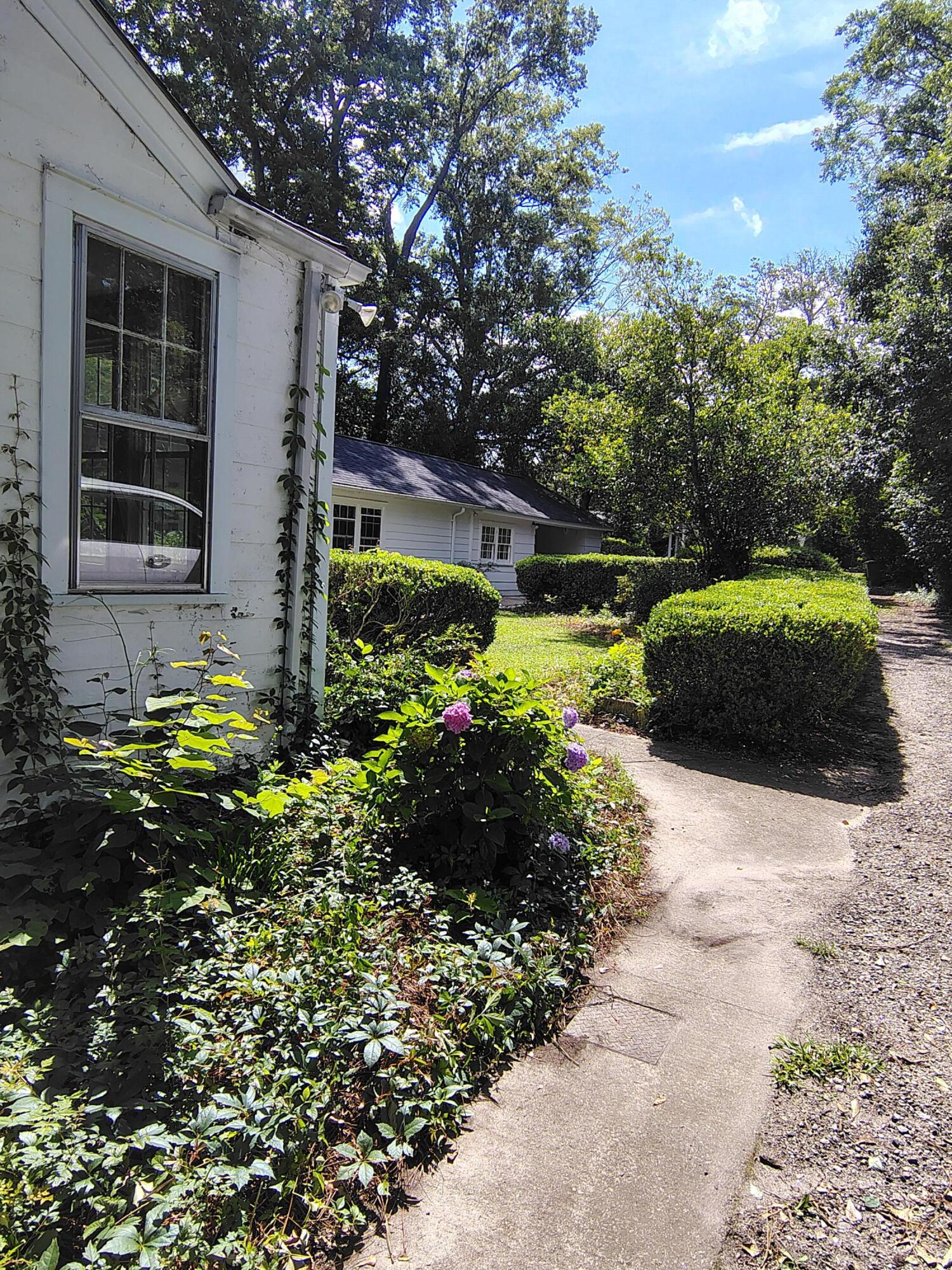 406 Thames Street Manning, SC 29102 - Photo 16 of 71