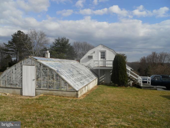 7820 Chapman Road Kingsville, MD 21087 - Photo 22 of 30 Greenhouse View