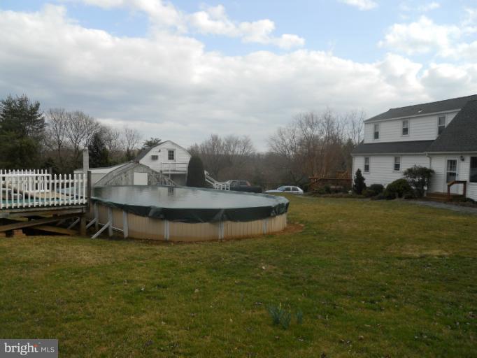 7820 Chapman Road Kingsville, MD 21087 - Photo 7 of 30 Above Ground Pool