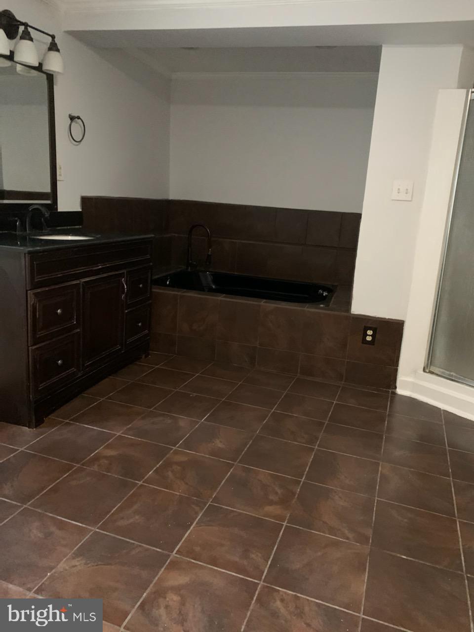 3508 New Design Road Frederick, MD 21703 - Photo 23 of 26 Master Bath with tub & separate shower